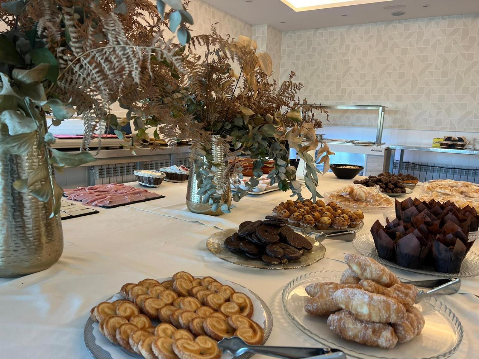 Hotel Restaurante Boabdil Otura ภายนอก รูปภาพ